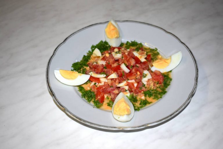 Tomaten – Eier – Salat mit Kräuter › Garten Kochbuch